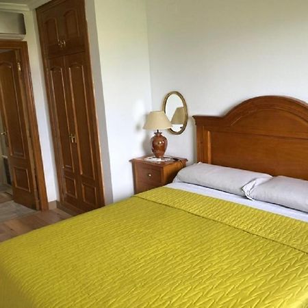 Valencia, Ideally Located 3Bed-2Bath Apart.Few Mints Walk From Beach,Pool,Shop. Port Saplaya Eksteriør billede
