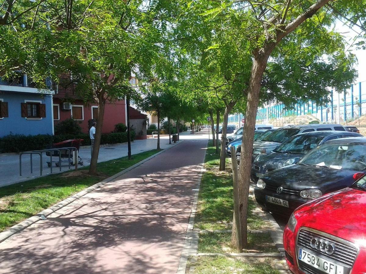 Valencia, Ideally Located 3Bed-2Bath Apart.Few Mints Walk From Beach,Pool,Shop. Port Saplaya Eksteriør billede