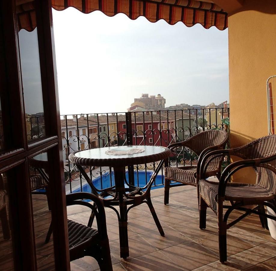 Valencia, Ideally Located 3Bed-2Bath Apart.Few Mints Walk From Beach,Pool,Shop. Port Saplaya Eksteriør billede